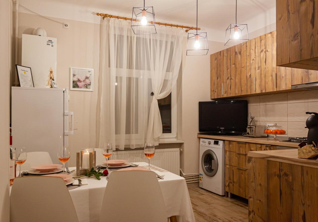 Cozy Family Apartments Braşov Exterior foto